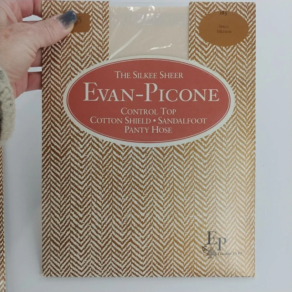 Evan-Picone Lot of 2 Vintage NWT The Silkee Sheer‎ Control Top Pantyhose M